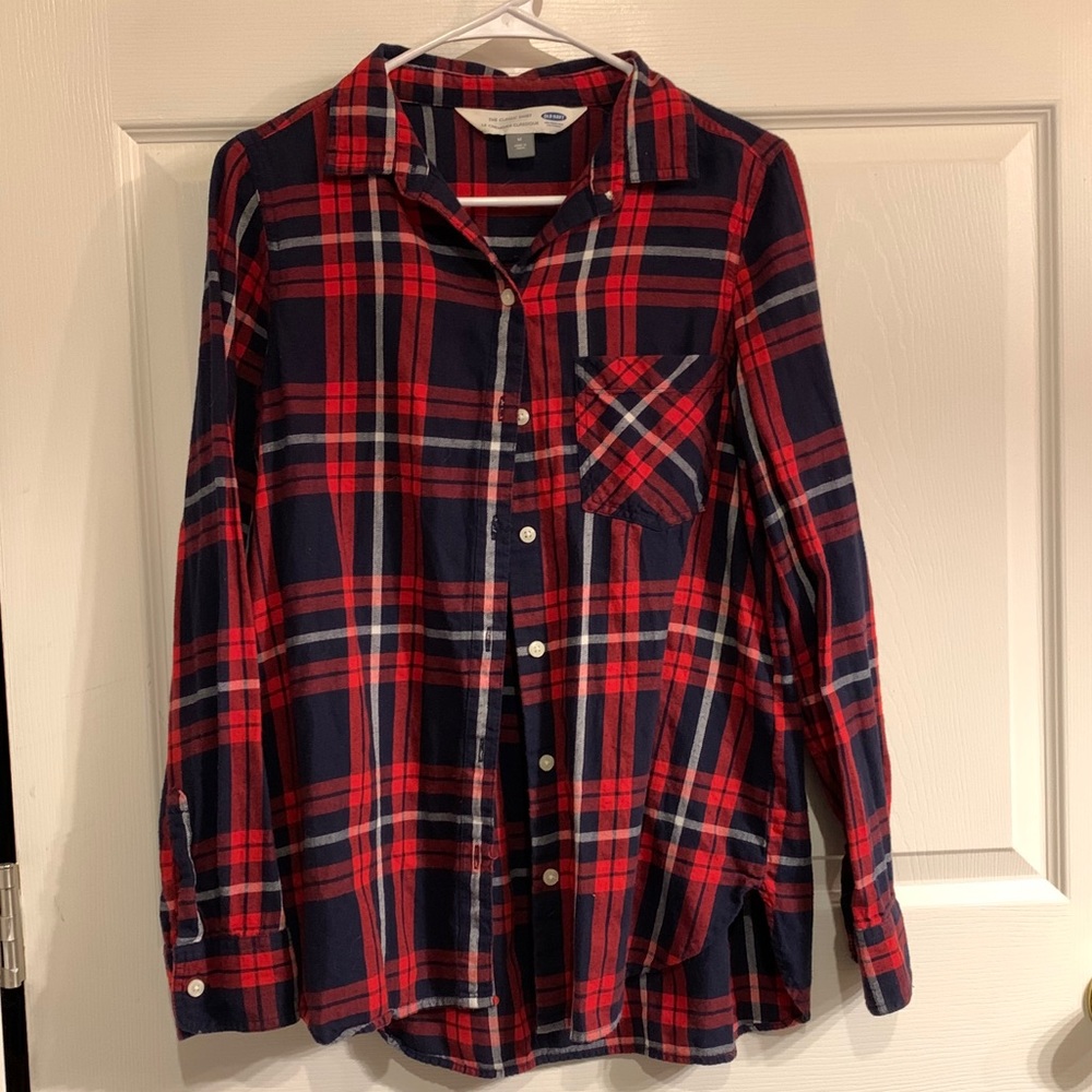 Women’s red and blue plaid button down shirt